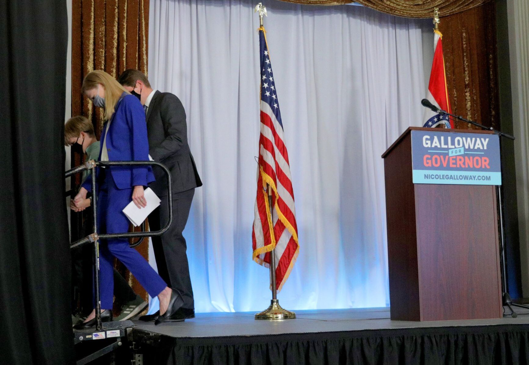 Nicole Galloway loses to Parson